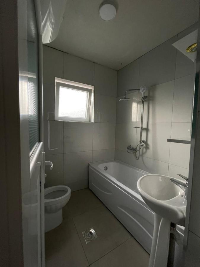 Got Prishtina Hostel Пристина Екстериор снимка